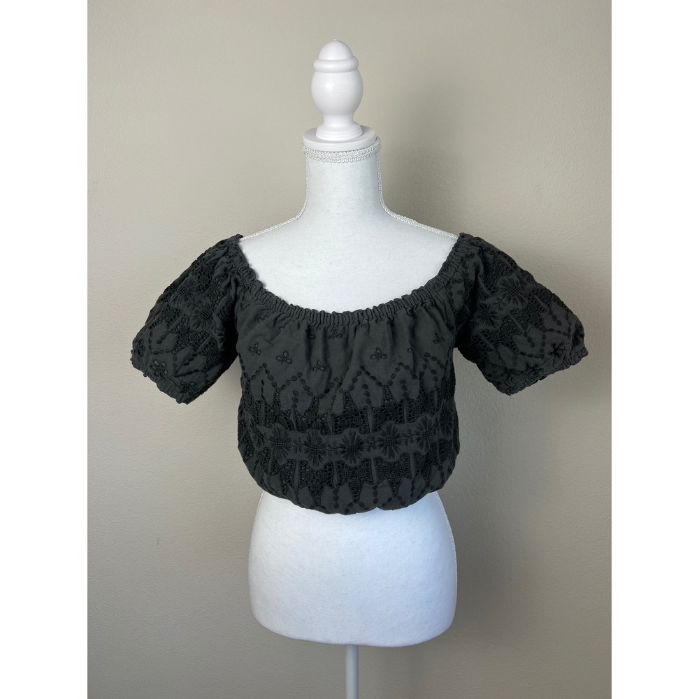 Lucky Brand Charcoal Gray Eyelet Embroidered Peasant Crop Top Puff Sleeve S